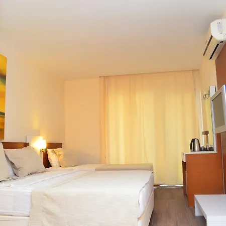 Sunbird Hotell Side