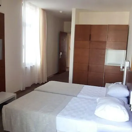 Sunbird Hotell 3*