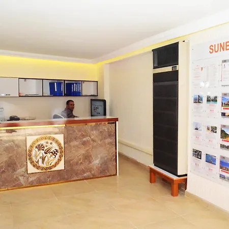 Sunbird Hotell Side